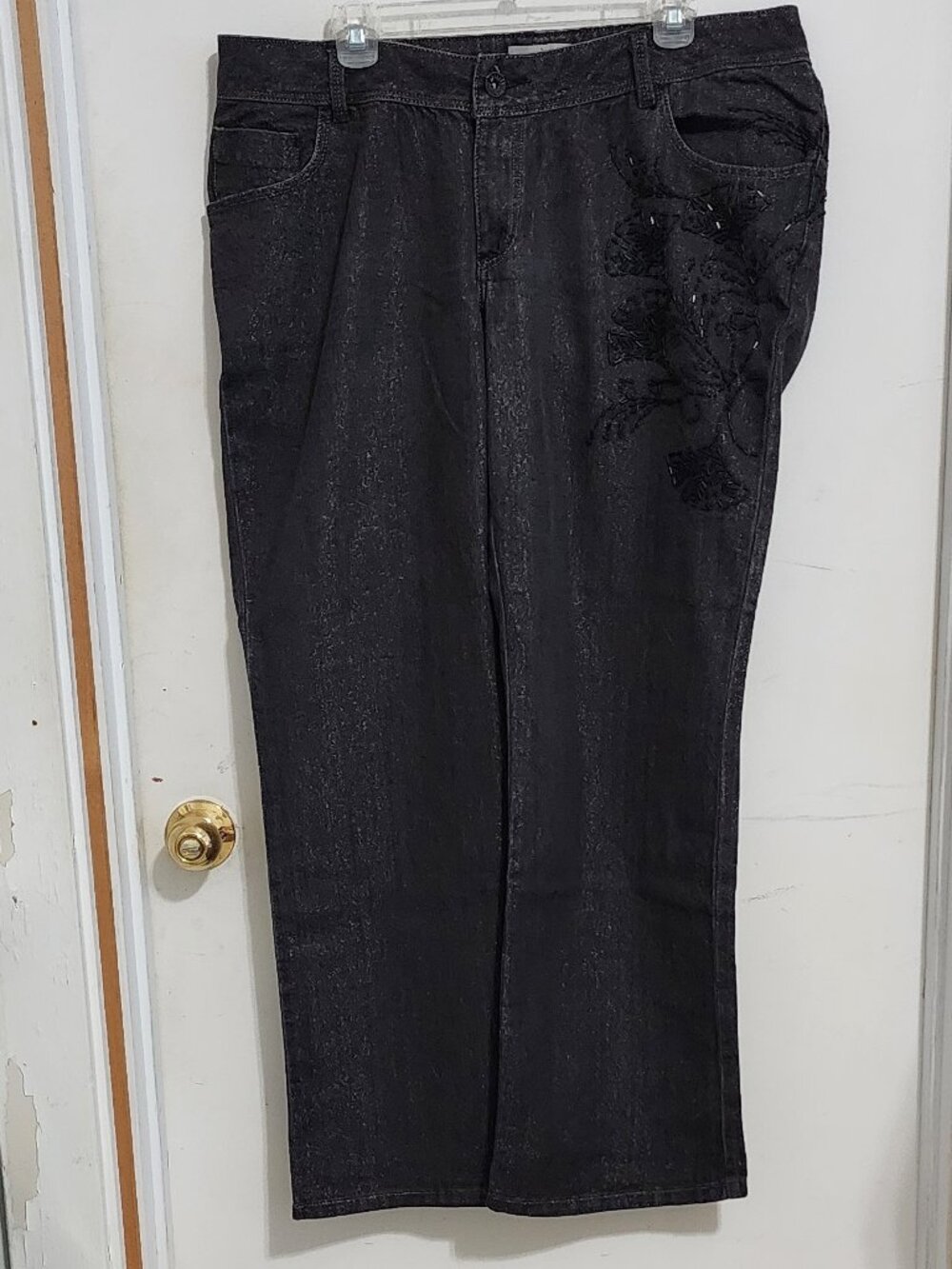 Venezia, Ladies Decorated Jean,  Size 18 Reg.